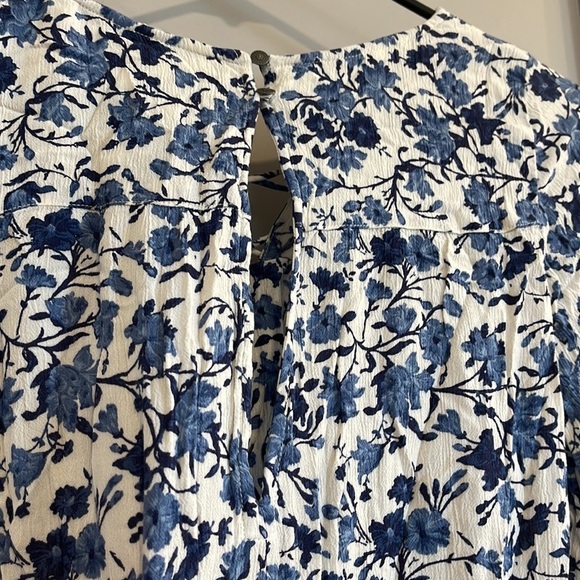 American Eagle Floral Romper Long Sleeves XS Boho Fall Lace up Bell Sleeve - Picture 6 of 7